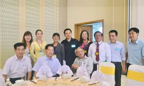 Nhà báo Vương Xuân Nguyên: Nhớ những lần ăn Tết Thống nhất ở phương Nam